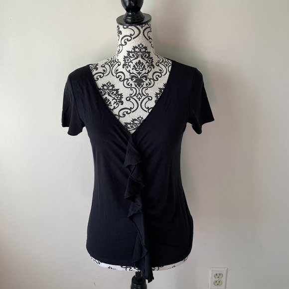 Banana Republic Classic Black Top Size Medium - Picture 1 of 3